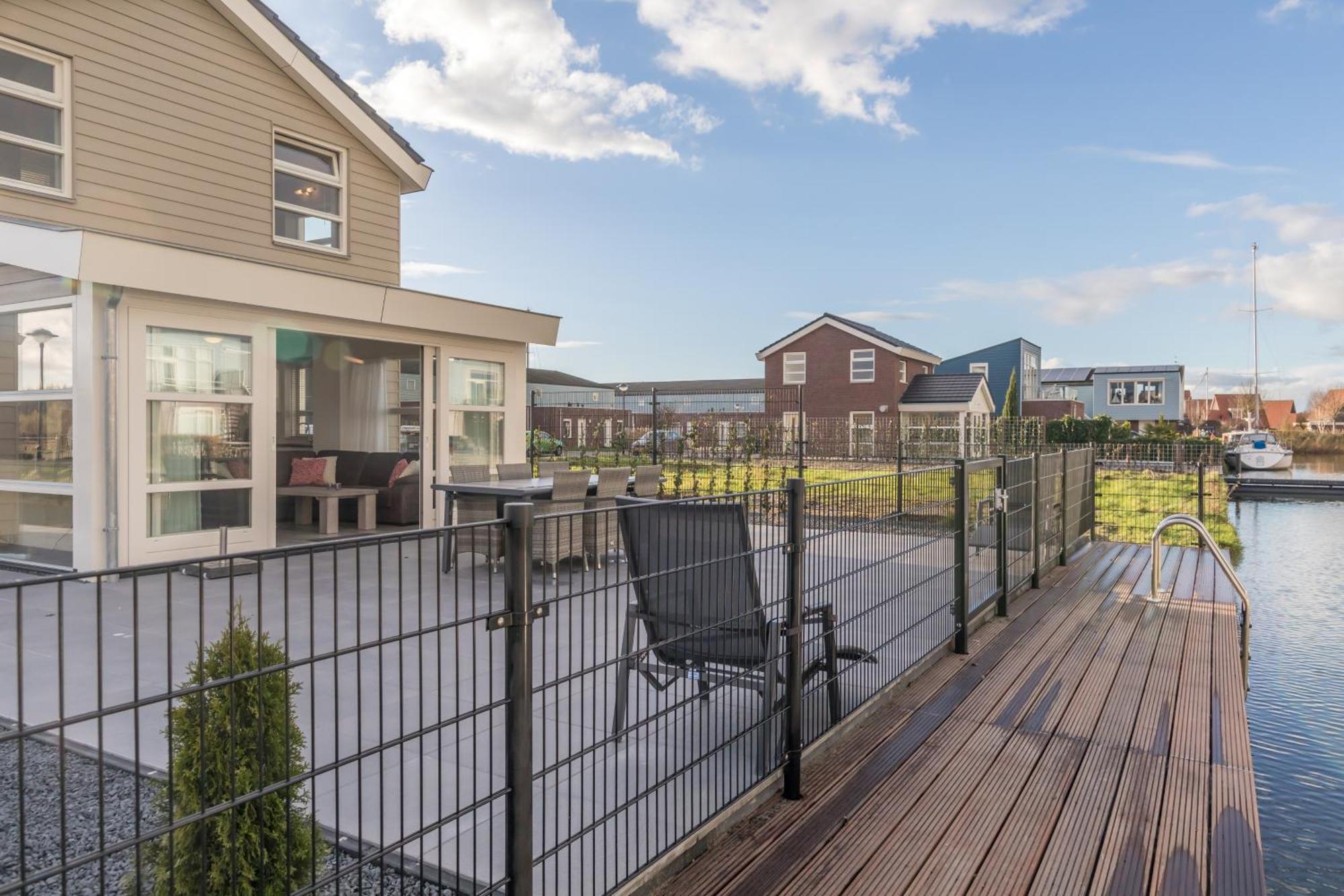 Nautic Rentals - Marinapark Oude-Tonge Екстер'єр фото